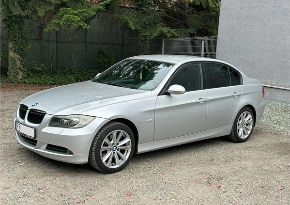 BMW Seria 3 cena 23900 przebieg: 336000, rok produkcji 2007 z Poznań małe 326